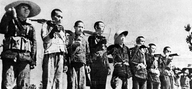 华南抗日游击队战士。