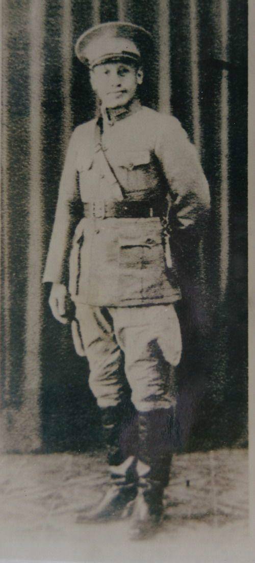 大战长山峪的东北军67军军长王以哲,中共地下党员,1937年2月2日死于