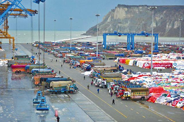 首批中国货船从瓜达尔港出海 中巴经济走廊成型