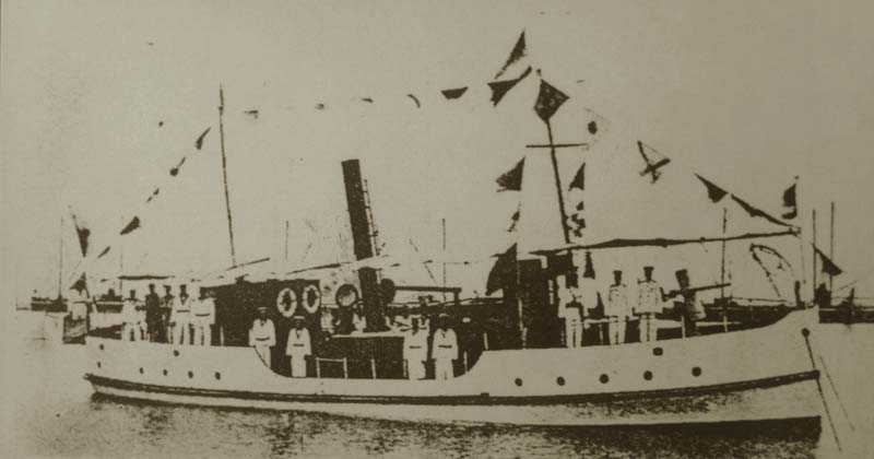 东北海军的“海燕”号炮艇，大沽造船所建造，1917年完工，曾做为张学良的游艇，抗战爆发被日军俘虏。