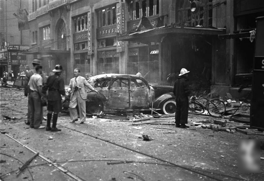 被轰炸的后景象。“血腥星期六”1937年8月14日。